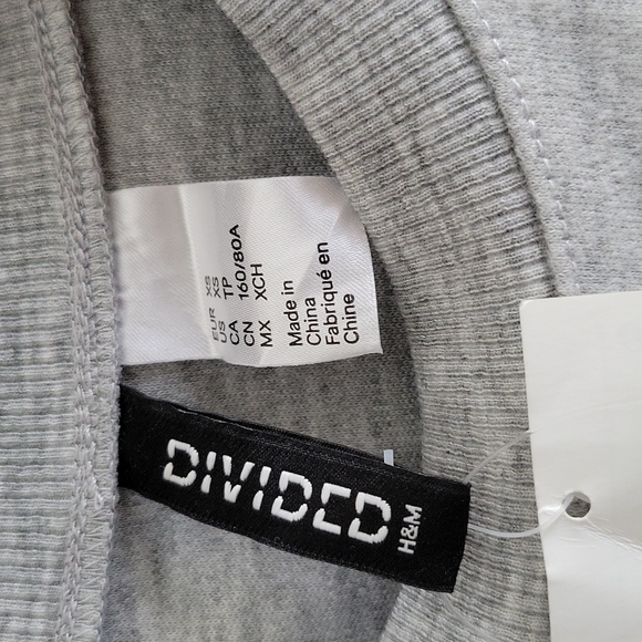 H&M Grey Cropped Pullover - Picture 4 of 5